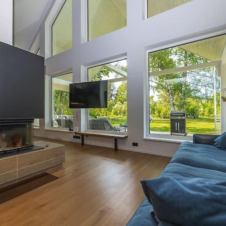 Modern Villa With Sauna & Hot Tub Hiiumaa 外观 照片