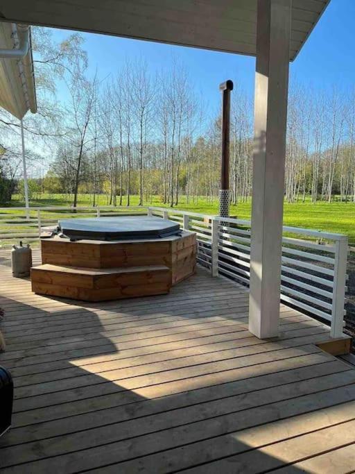 Modern Villa With Sauna & Hot Tub Hiiumaa 外观 照片